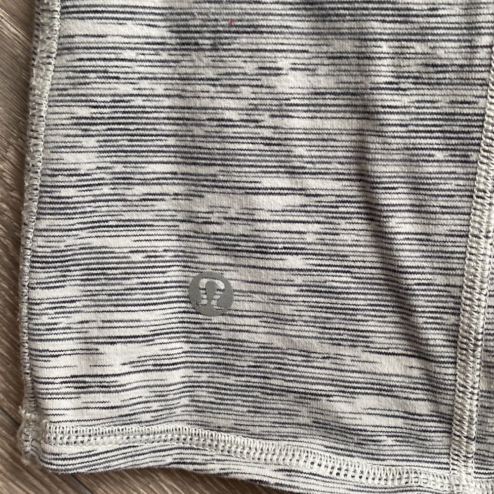 Lululemon Tank Top - Picture 3 of 4